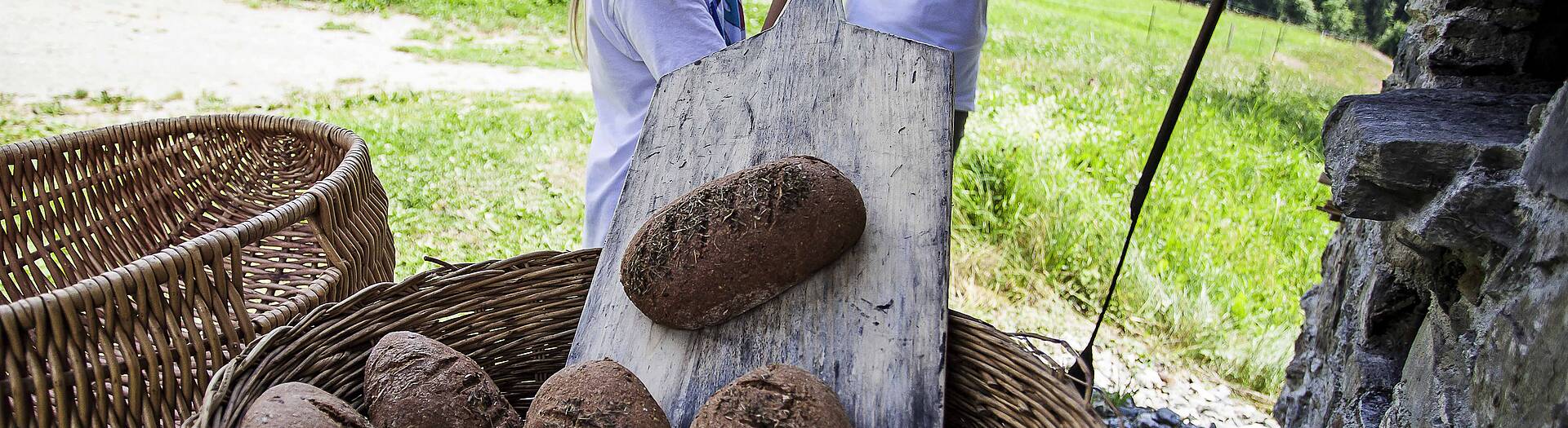 Brot backen im Lesachtal