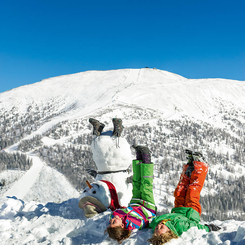 Spass mit dem Schneemann am Katschberg