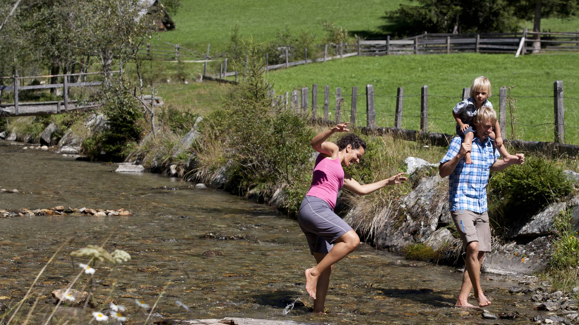 <p>Magische Momente Sommer, Katschberg, Fischen in Kärnten, Bacherlebnisweg</p>