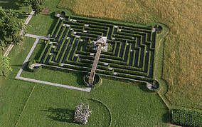 Labyrinth von Schloss und Tierpark Rosegg im Rosental