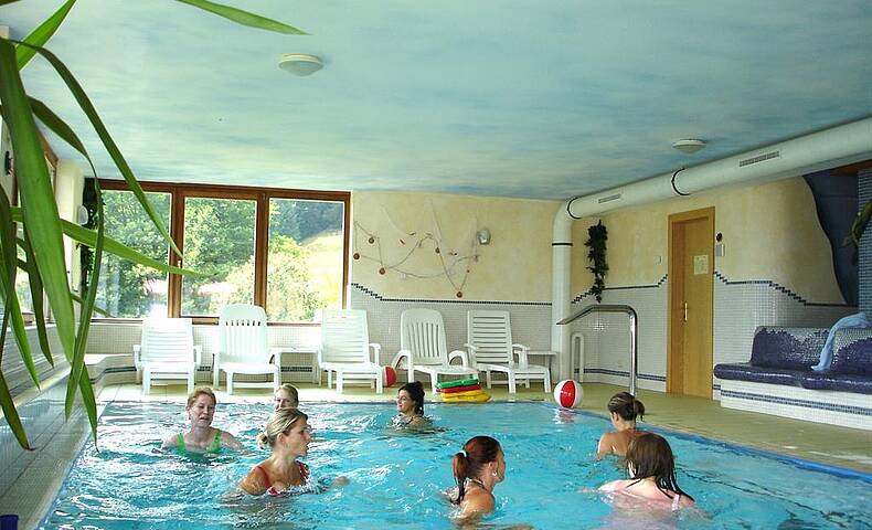 Nawus Kinderhotel Hallenbad