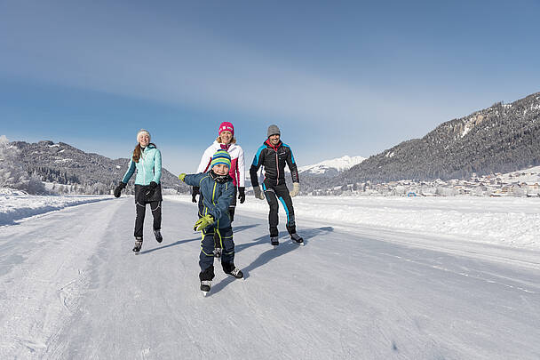 Region Weissensee_Winter_Eislaufen