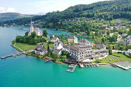 Golden Golf Autumn at Lake Wörthersee